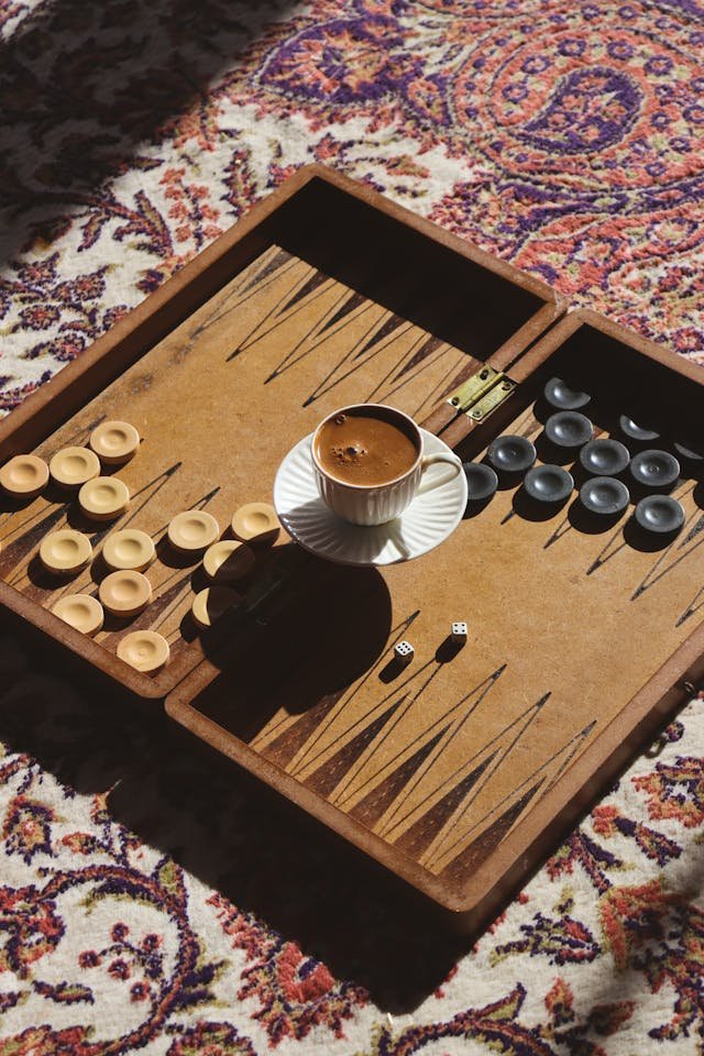 Custom Backgammon Boards: The Perfect Blend of Style and Gameplay